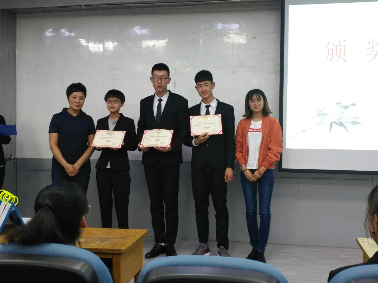 1526435120105199.jpg 1111111111.jpg